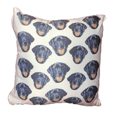 Labrador Cushion./Pillow